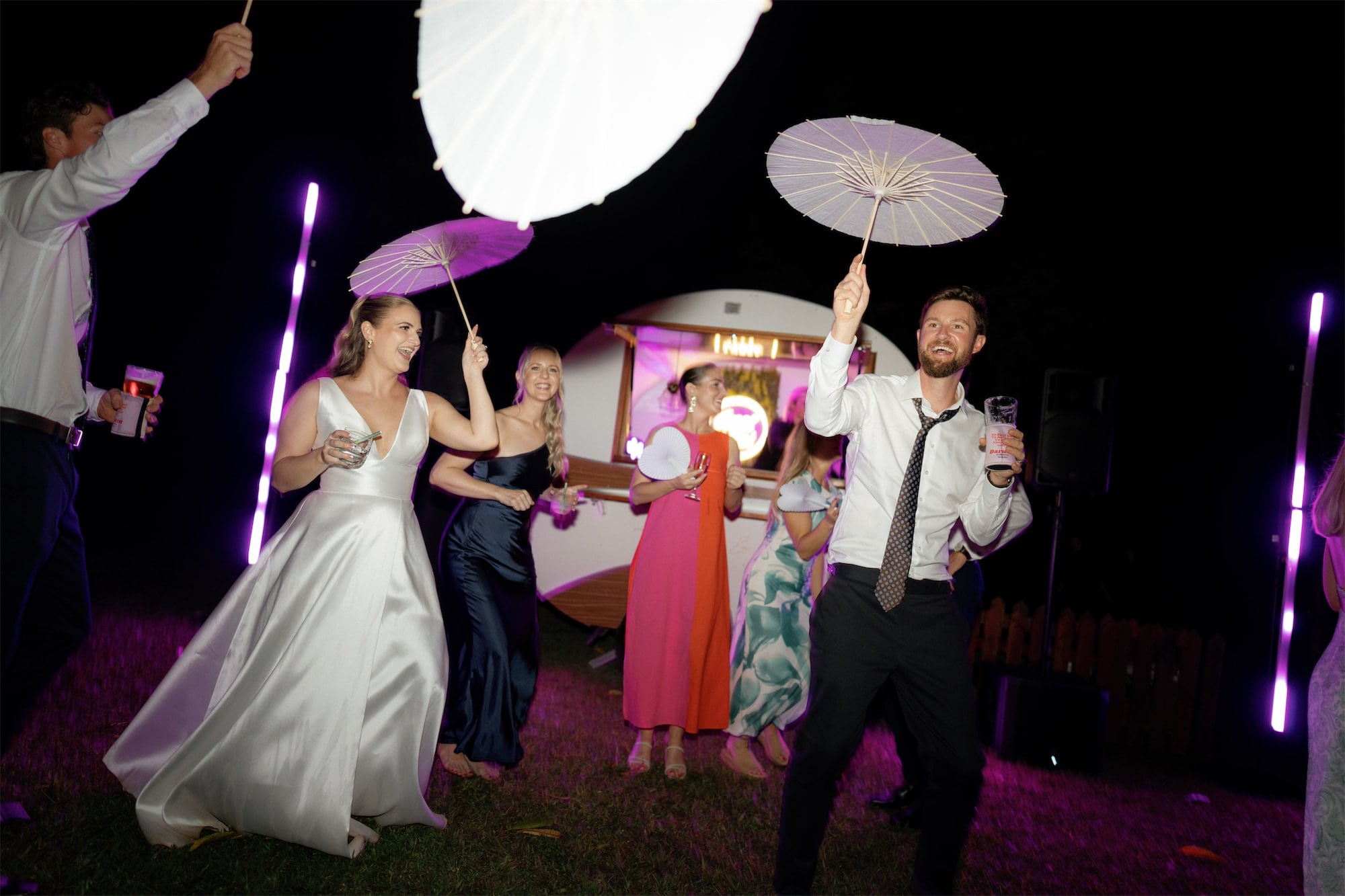 laura & andy darwin weddingopt