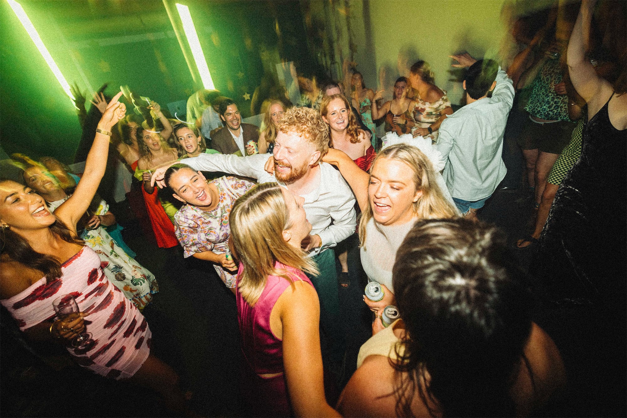 sally & elliots anglesea wedding&elliot creditsto brianstorm.jpg 2040opt